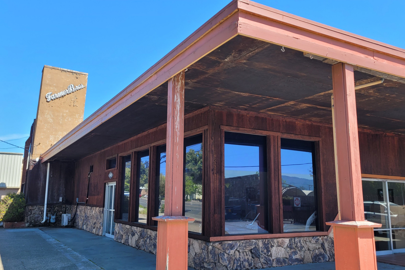 Farmer Brothers - Ukiah commercial business exterior